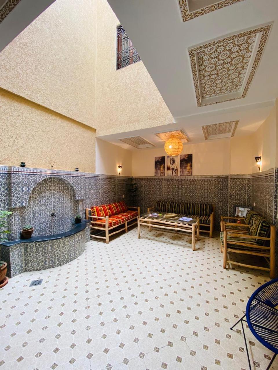 Private Riad 3Ch Salon, Terrasse Avec Jacuzzi , A Jemaa El Fna 마라케시 외부 사진