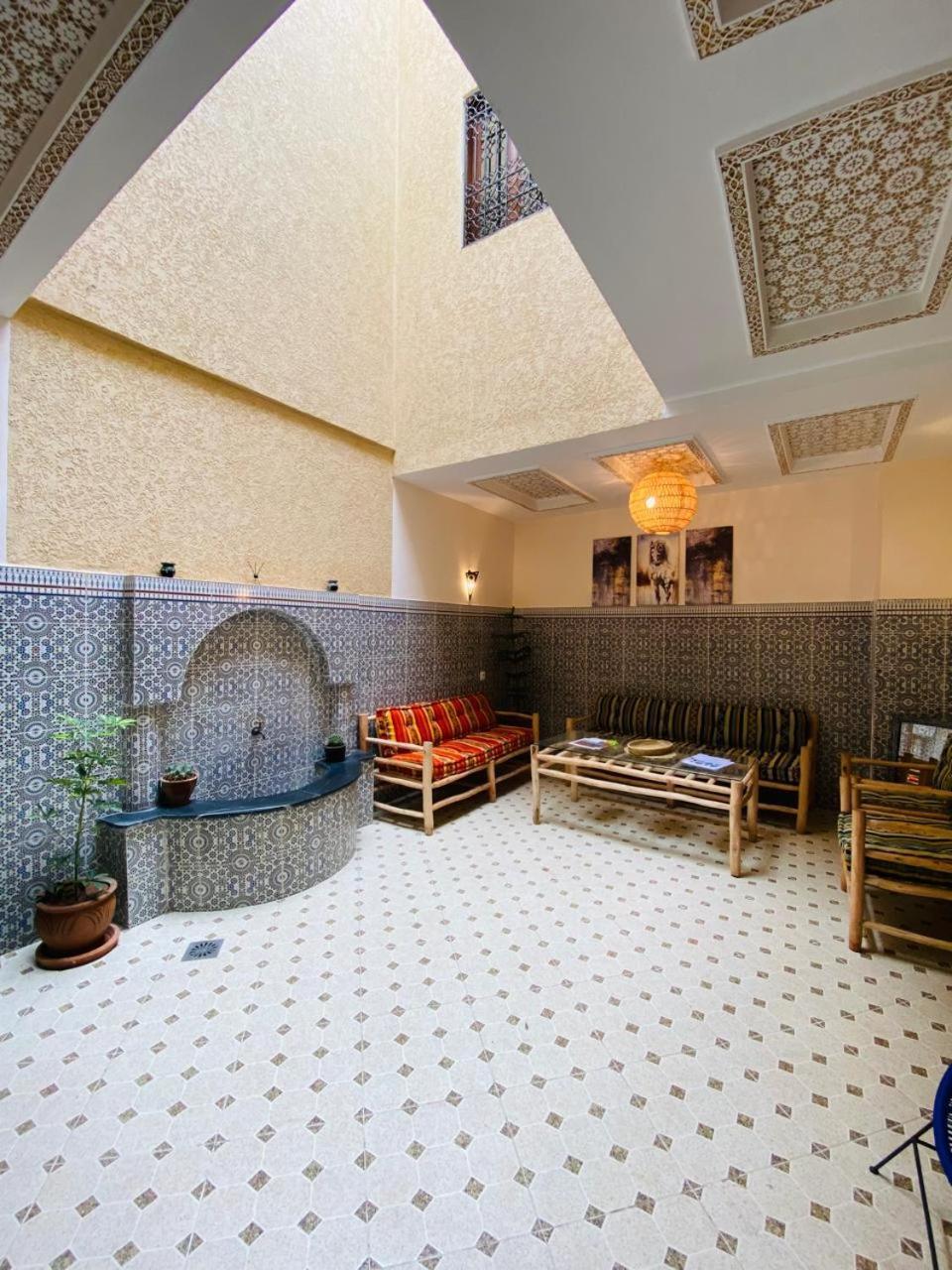 Private Riad 3Ch Salon, Terrasse Avec Jacuzzi , A Jemaa El Fna 마라케시 외부 사진